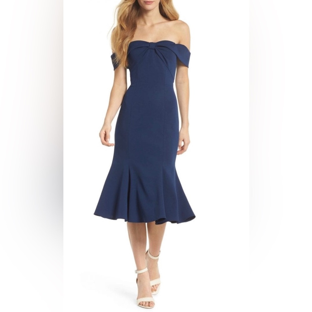Gal Meets Glam off the shoulder dress